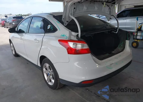 2013 Ford Focus Se z USA, uszkodzony, nr VIN 1FADP3F25DL220283
